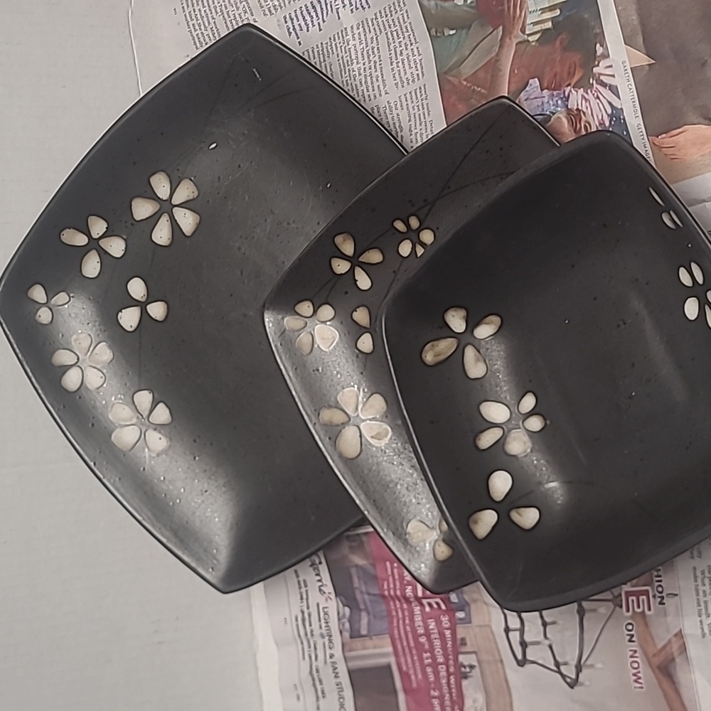 B201 :3 pcs Black Floral Square Dish Set